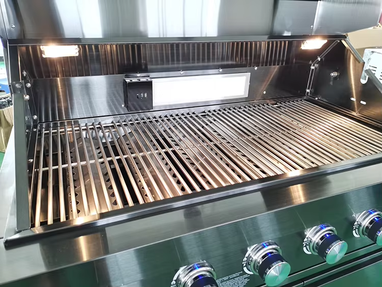 Premium black 430 stainless steel outdoor barbecue kitchen with built-in gas barbecue grill